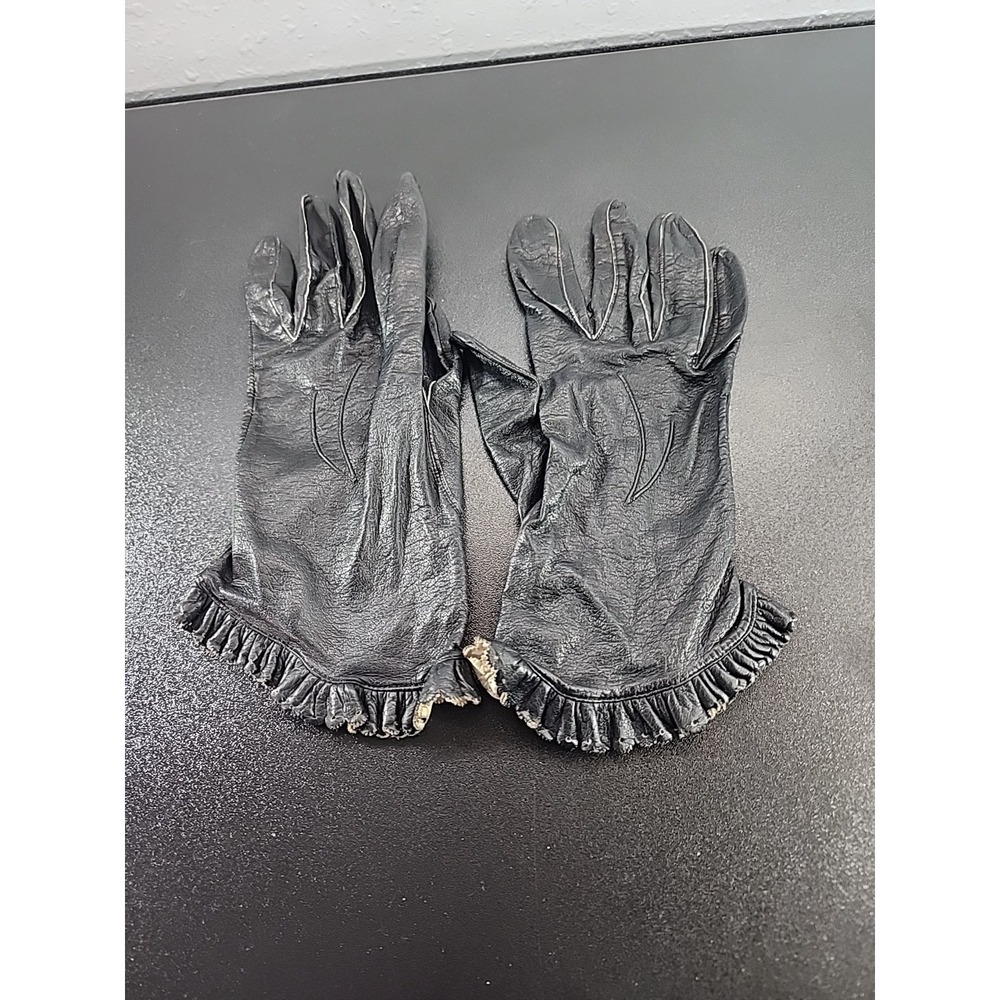 Vintage 50s-60s Ladies Black Soft Stretch Leather Gloves Wrist length‎  8